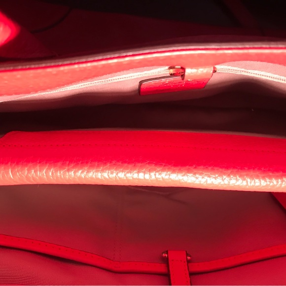 Ralph Lauren Red handbag. Mint condition. Smoke free home - Picture 9 of 12